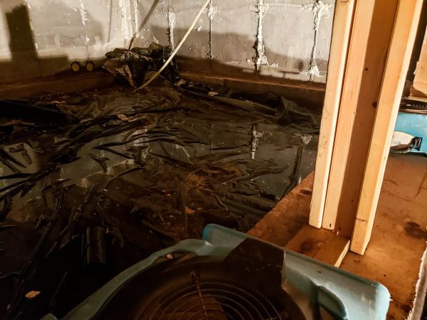 Crawlspace Water Cleanup in Reading